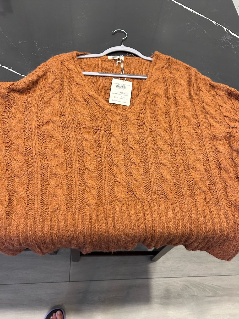 NWT Miracle Camel Rust Copper Cable Knit V-Neck Sweater Layering Cozy Oversized - Picture 9 of 10